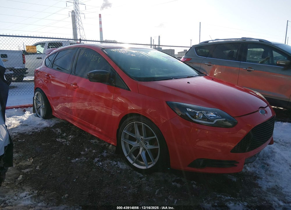 2013 FORD FOCUS ST VIN: 1FADP3L92DL185817