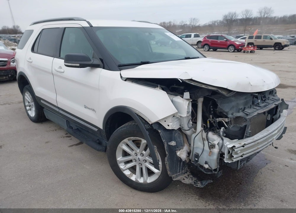 2017 FORD EXPLORER XLT VIN: 1FM5K7D80HGE13849