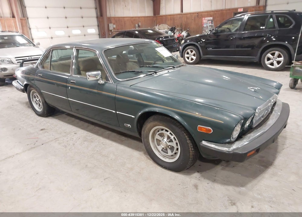 1986 JAGUAR XJ6 VIN: SAJAV1348GC459734
