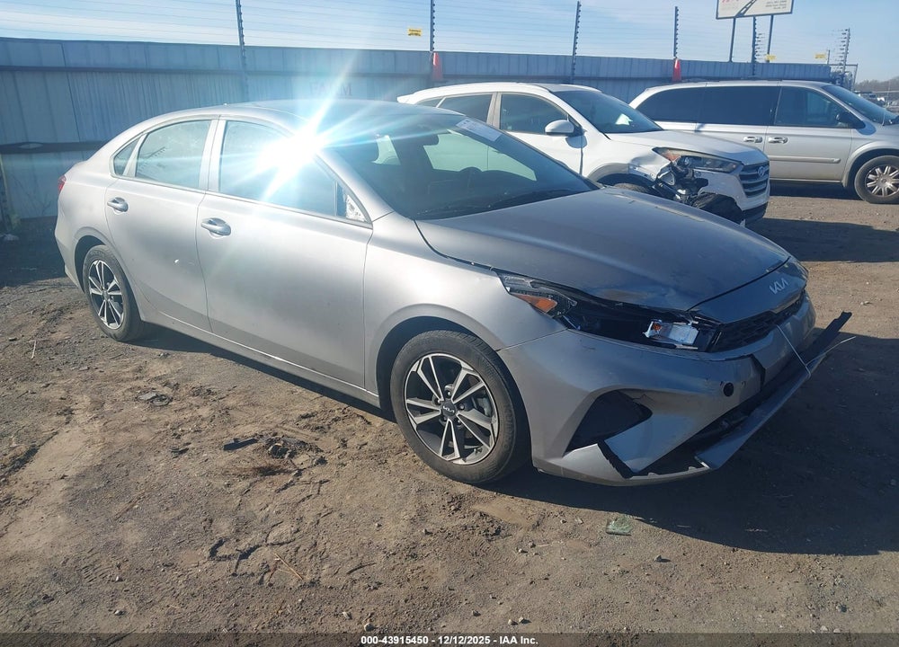2024 KIA FORTE LXS VIN: 3KPF24AD4RE727675