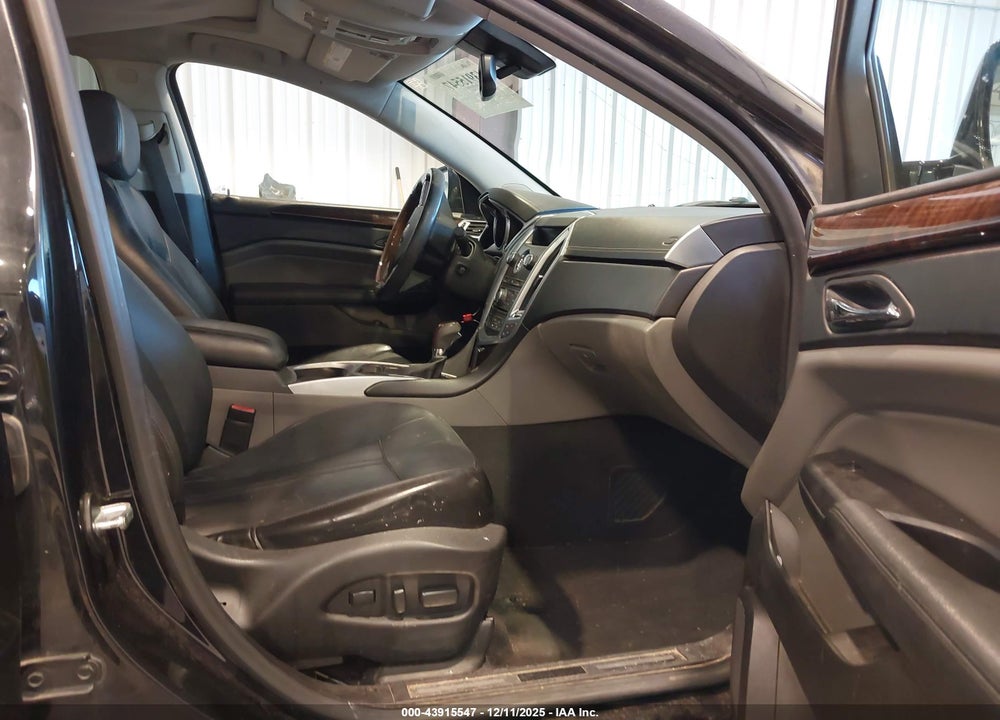 2011 CADILLAC SRX PREMIUM COLLECTION VIN: 3GYFNKE62BS584718
