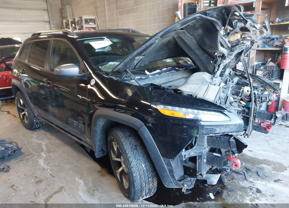2017 JEEP CHEROKEE TRAILHAWK 4X4 VIN: 1C4PJMBB2HW513082
