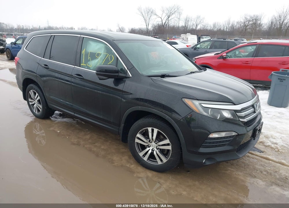 2017 HONDA PILOT EX-L VIN: 5FNYF6H55HB045324