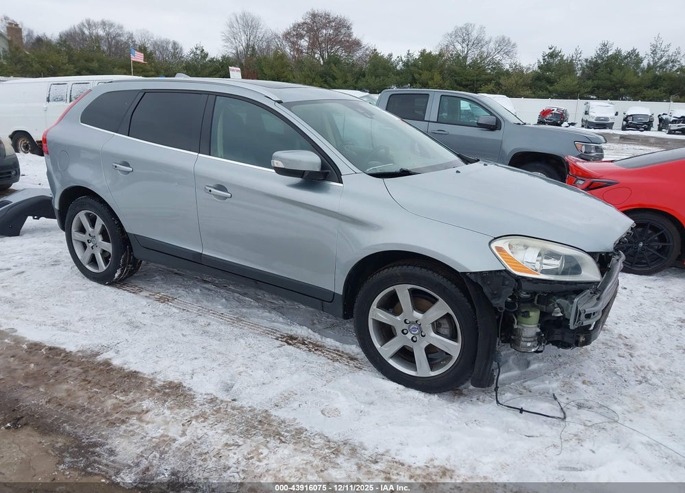 2013 VOLVO XC60 T6 VIN: YV4902DZ5D2423708