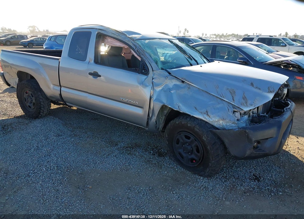 2015 TOYOTA TACOMA VIN: 5TFTX4CNXFX064683