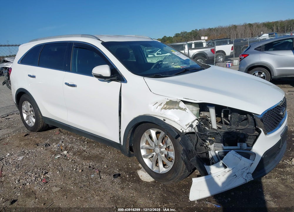 2016 KIA SORENTO 2.4L LX VIN: 5XYPG4A32GG058755