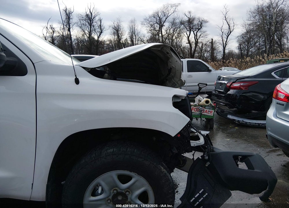 2016 TOYOTA TUNDRA SR 4.6L V8 VIN: 5TFRM5F13GX101589