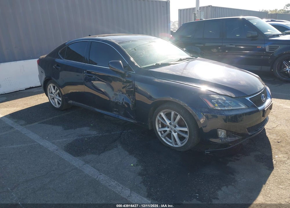 2007 LEXUS IS 250 VIN: JTHBK262372056647