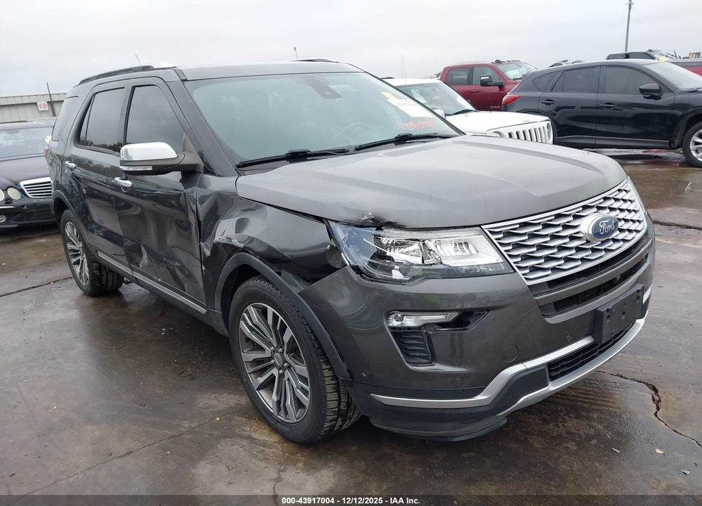 2018 FORD EXPLORER PLATINUM VIN: 1FM5K8HT2JGA79768