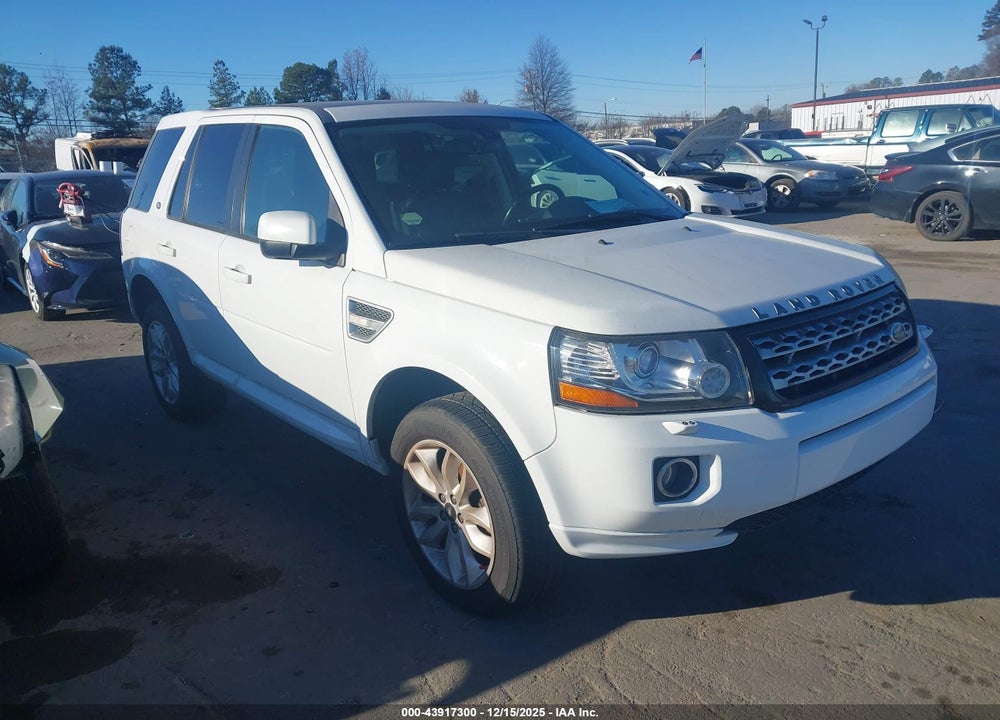 2014 LAND ROVER LR2 HSE VIN: SALFR2BG4EH402689