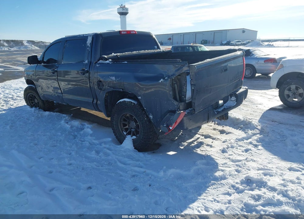2015 TOYOTA TUNDRA PLATINUM 5.7L V8 VIN: 5TFAW5F11FX475480