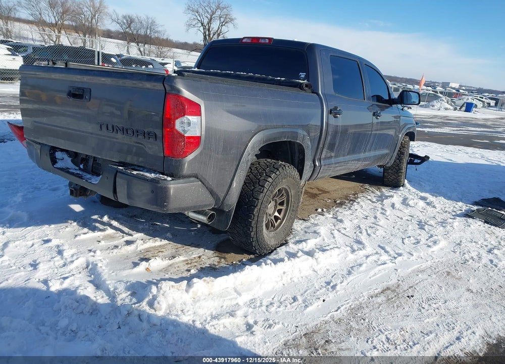 2015 TOYOTA TUNDRA PLATINUM 5.7L V8 VIN: 5TFAW5F11FX475480