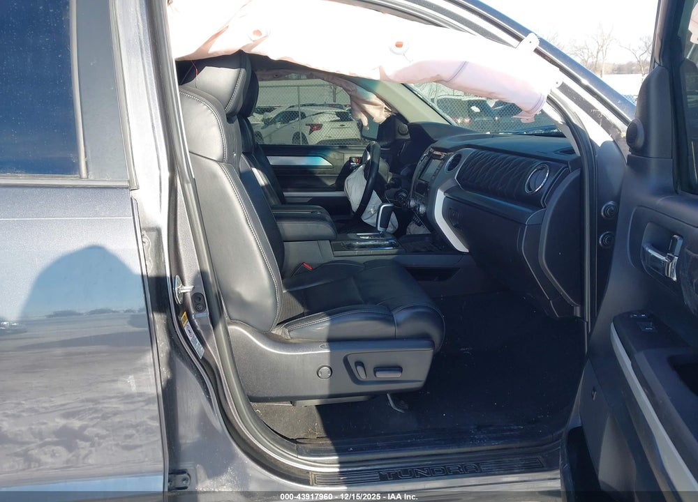 2015 TOYOTA TUNDRA PLATINUM 5.7L V8 VIN: 5TFAW5F11FX475480