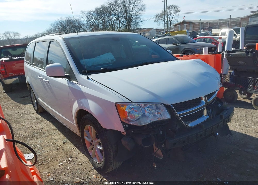 2020 DODGE GRAND CARAVAN SXT VIN: 2C4RDGCG0LR169555