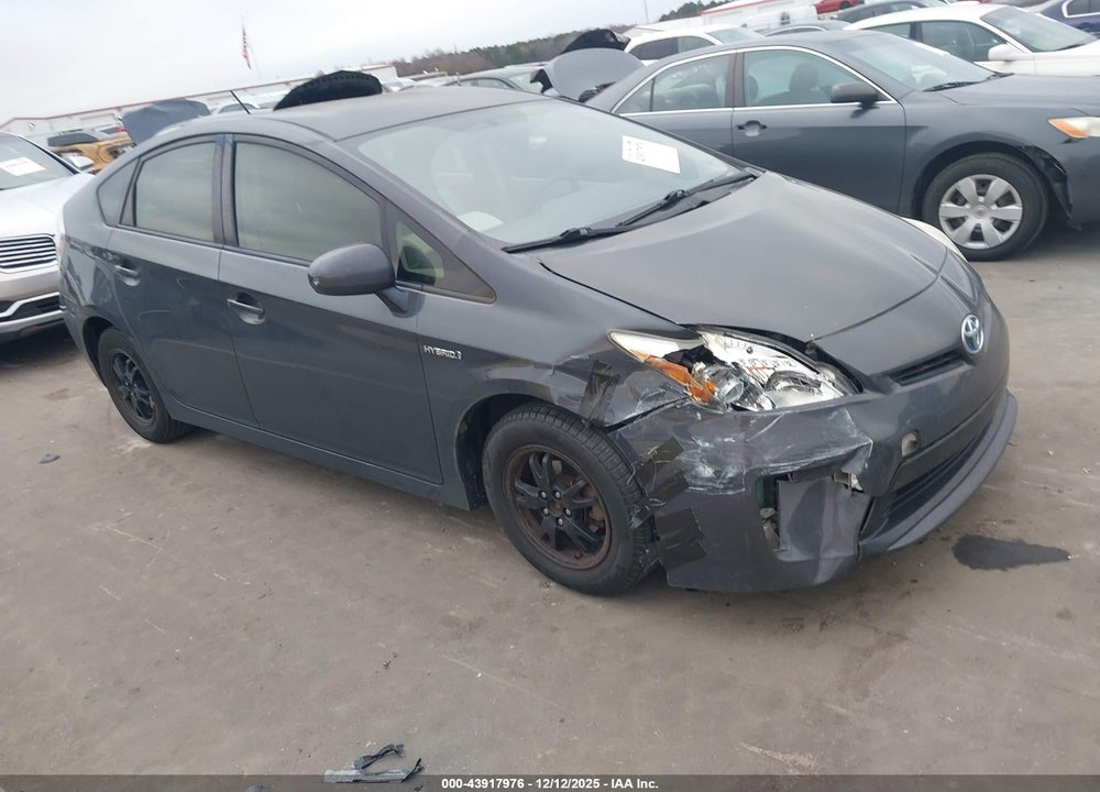 2013 TOYOTA PRIUS TWO VIN: JTDKN3DU4D5540226