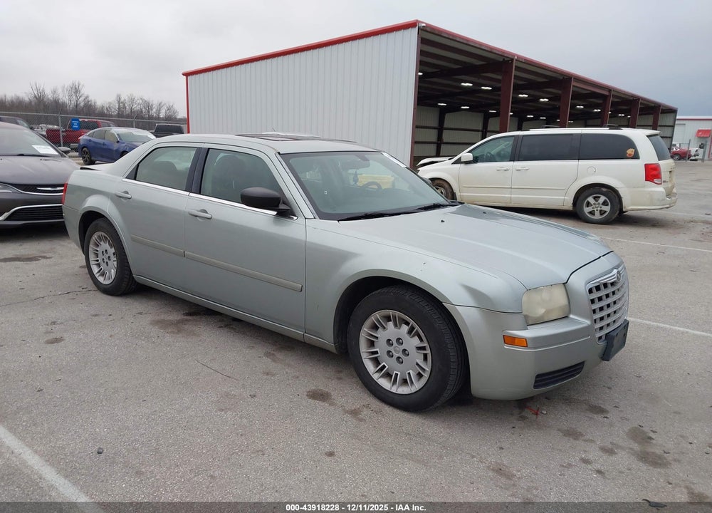 2006 CHRYSLER 300 VIN: 2C3KA43R56H366021