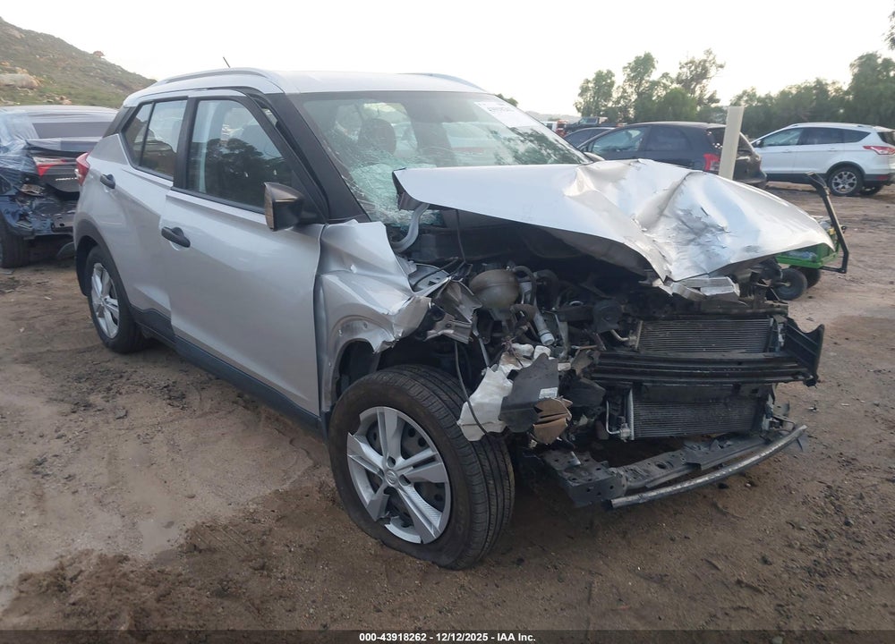 2018 NISSAN KICKS S VIN: 3N1CP5CU4JL505874