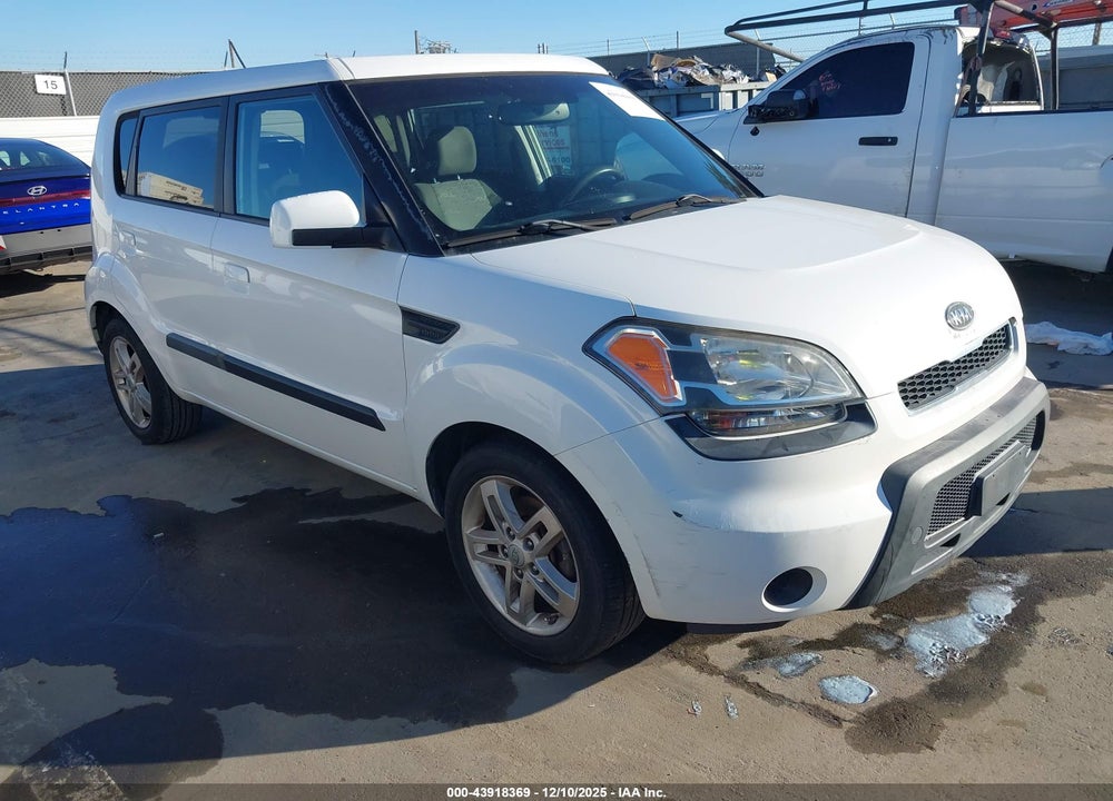 2010 KIA SOUL + VIN: KNDJT2A20A7088905