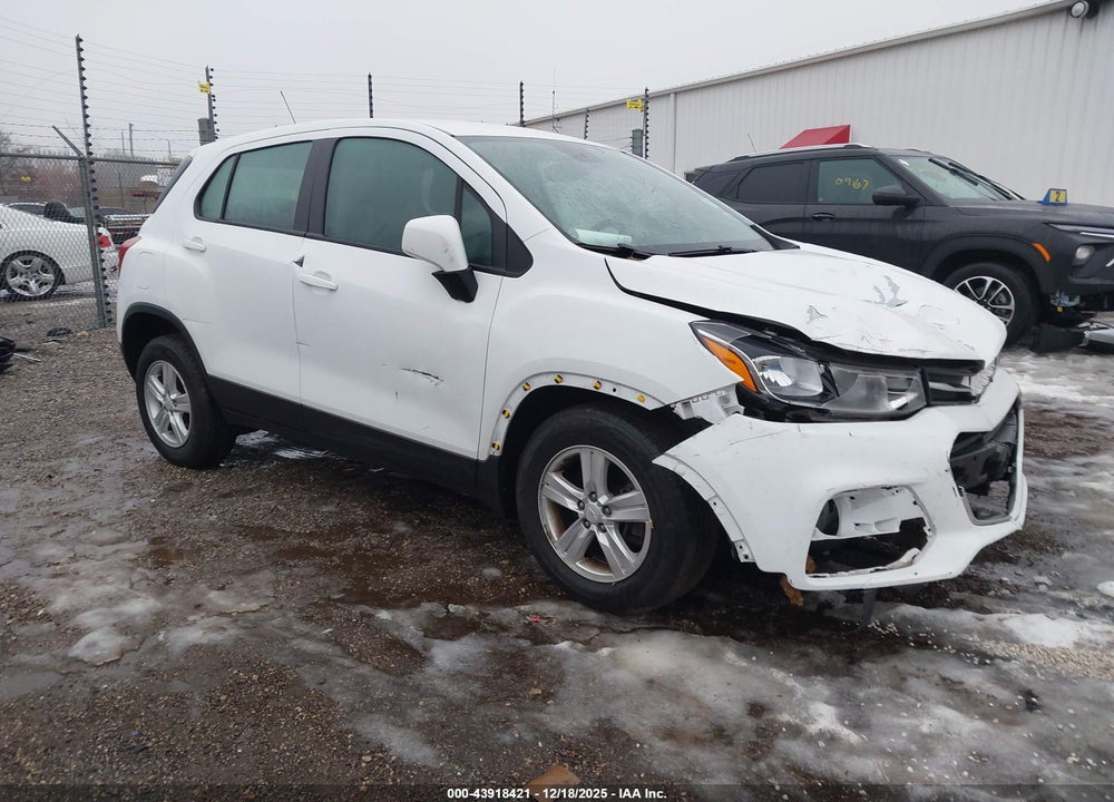 2021 CHEVROLET TRAX FWD LS VIN: KL7CJKSB0MB302755