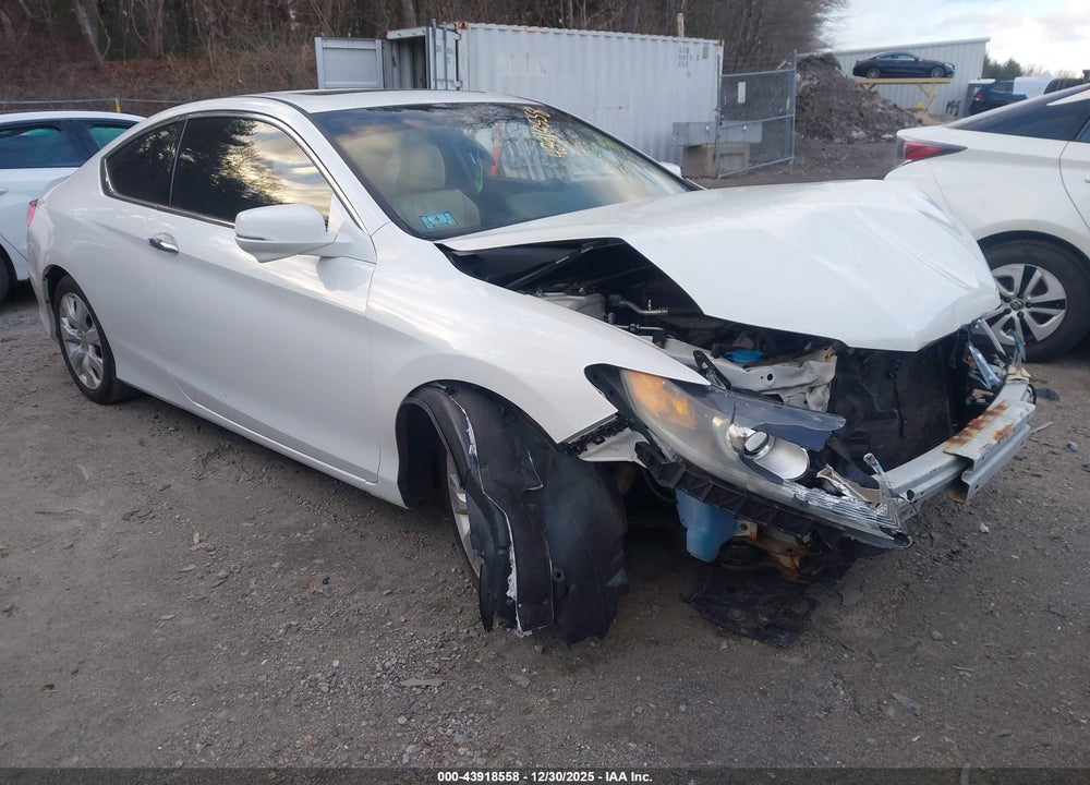 2015 HONDA ACCORD EX-L V-6 VIN: 1HGCT2B84FA009355