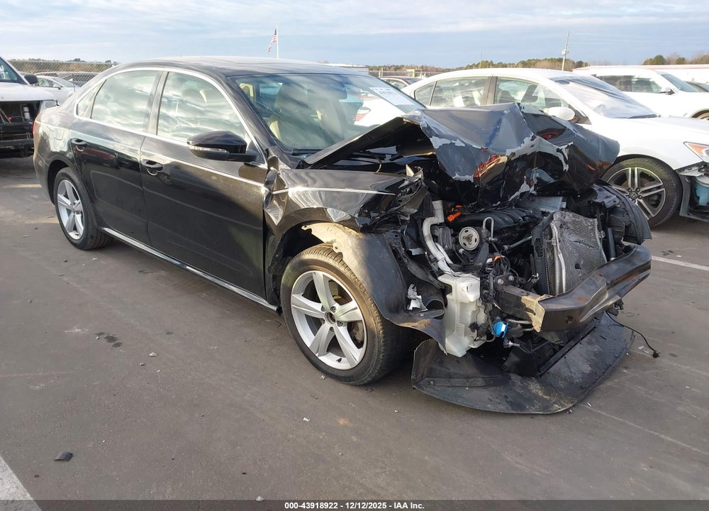 2012 VOLKSWAGEN PASSAT 2.5L SE VIN: 1VWBH7A31CC049095