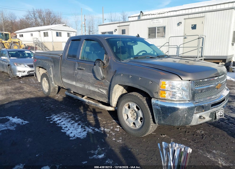 2013 CHEVROLET SILVERADO 1500 LT VIN: 1GCRKSE74DZ202926