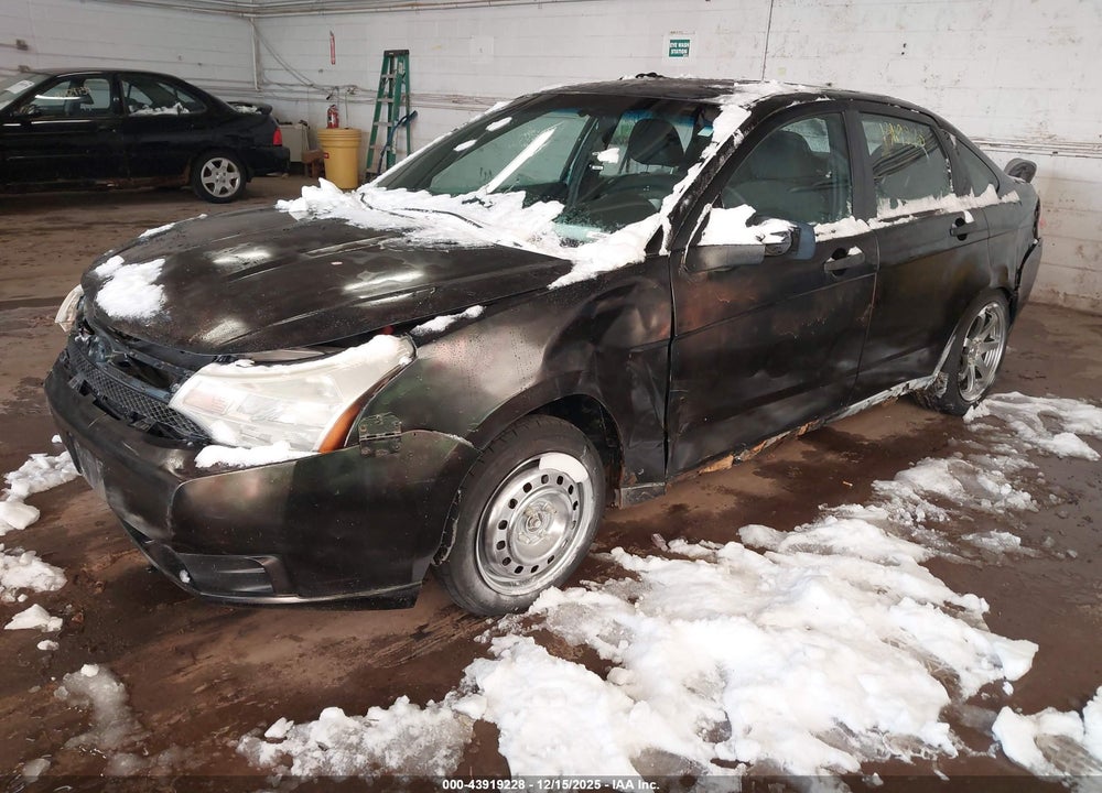 2010 FORD FOCUS SE VIN: 1FAHP3FN1AW257319