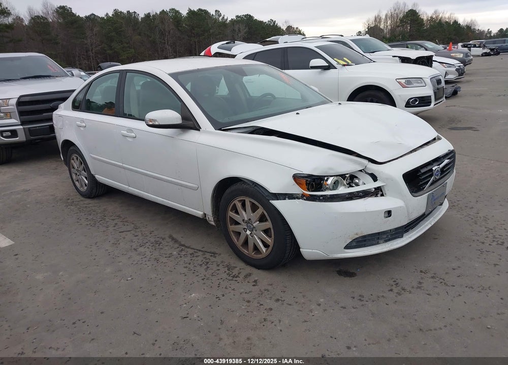 2008 VOLVO S40 2.4I VIN: YV1MS382582375041