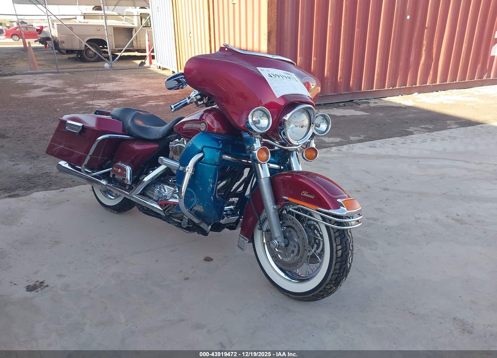 2005 HARLEY-DAVIDSON FLHTCI VIN: 1HD1FFW175Y628828