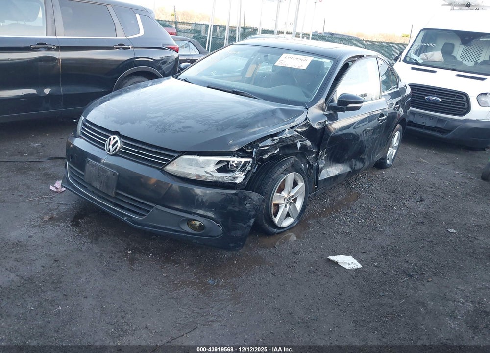 2011 VOLKSWAGEN JETTA 2.0L TDI VIN: 3VW3L7AJXBM091814