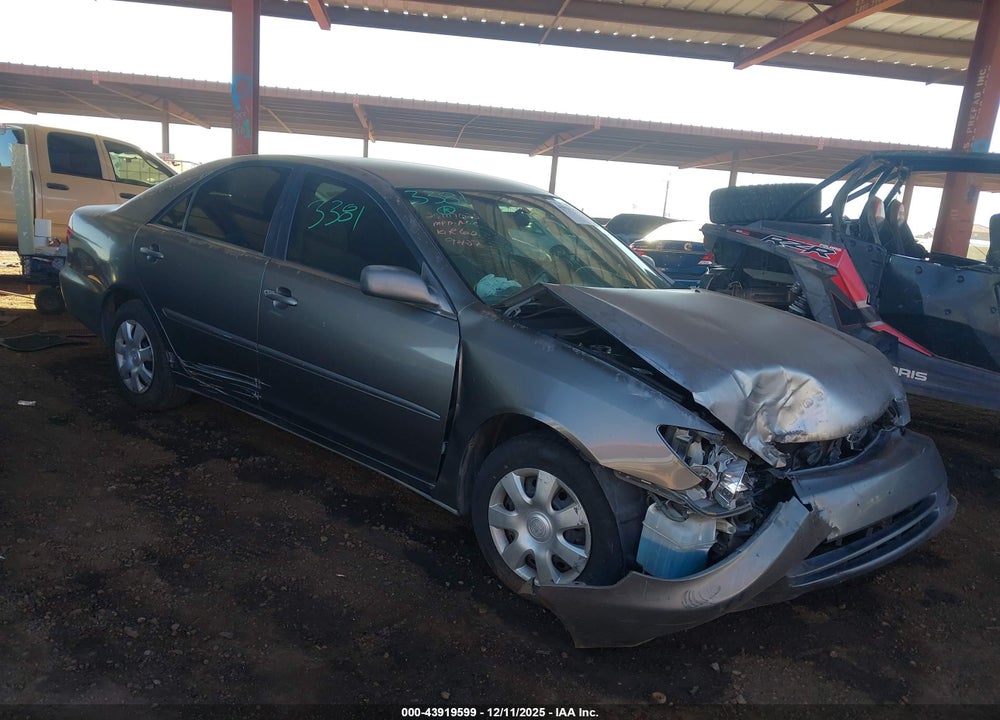 2002 TOYOTA CAMRY LE VIN: 4T1BE32K52U569427