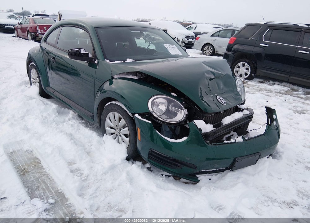 2018 VOLKSWAGEN BEETLE 2.0T COAST/2.0T S VIN: 3VWFD7AT4JM701510