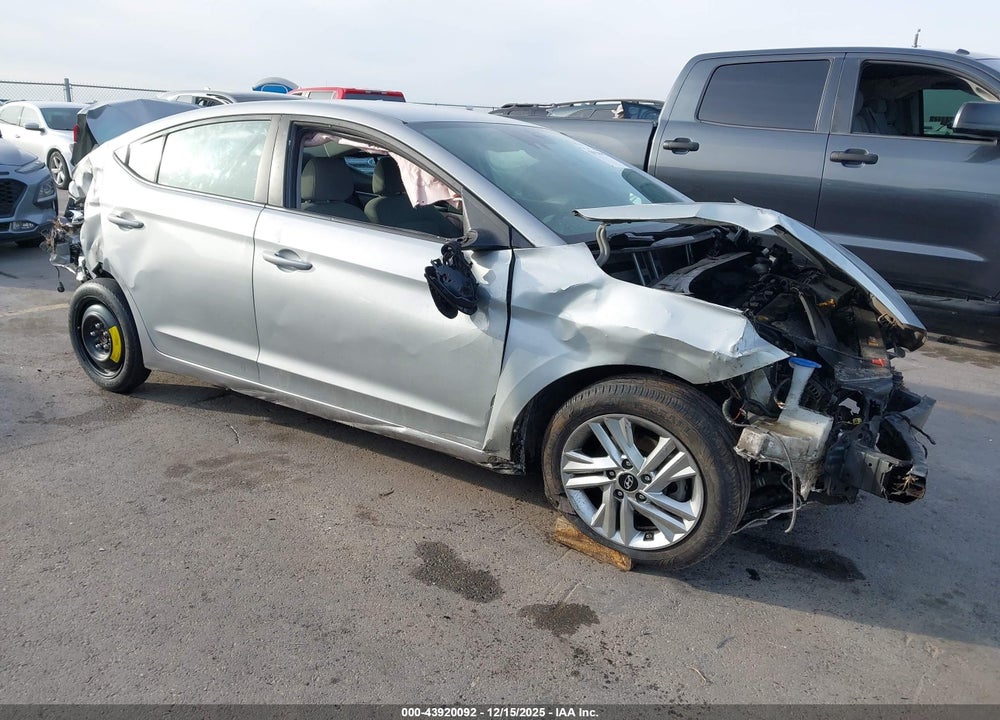 2020 HYUNDAI ELANTRA SEL VIN: 5NPD84LF1LH574549