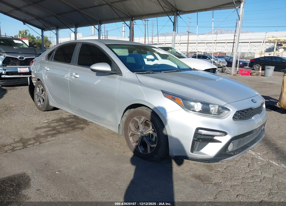 2019 KIA FORTE LXS VIN: 3KPF24AD3KE052729