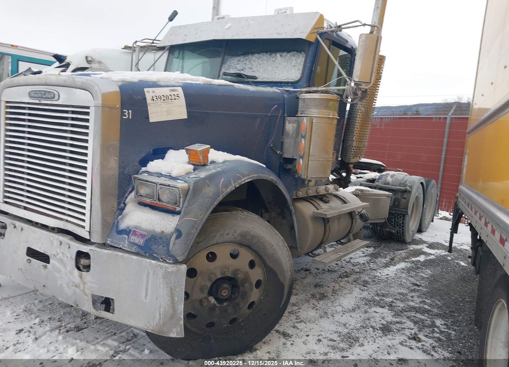 2007 FREIGHTLINER CONVENTIONAL FLD120 VIN: 1FUJALAV87DY23929