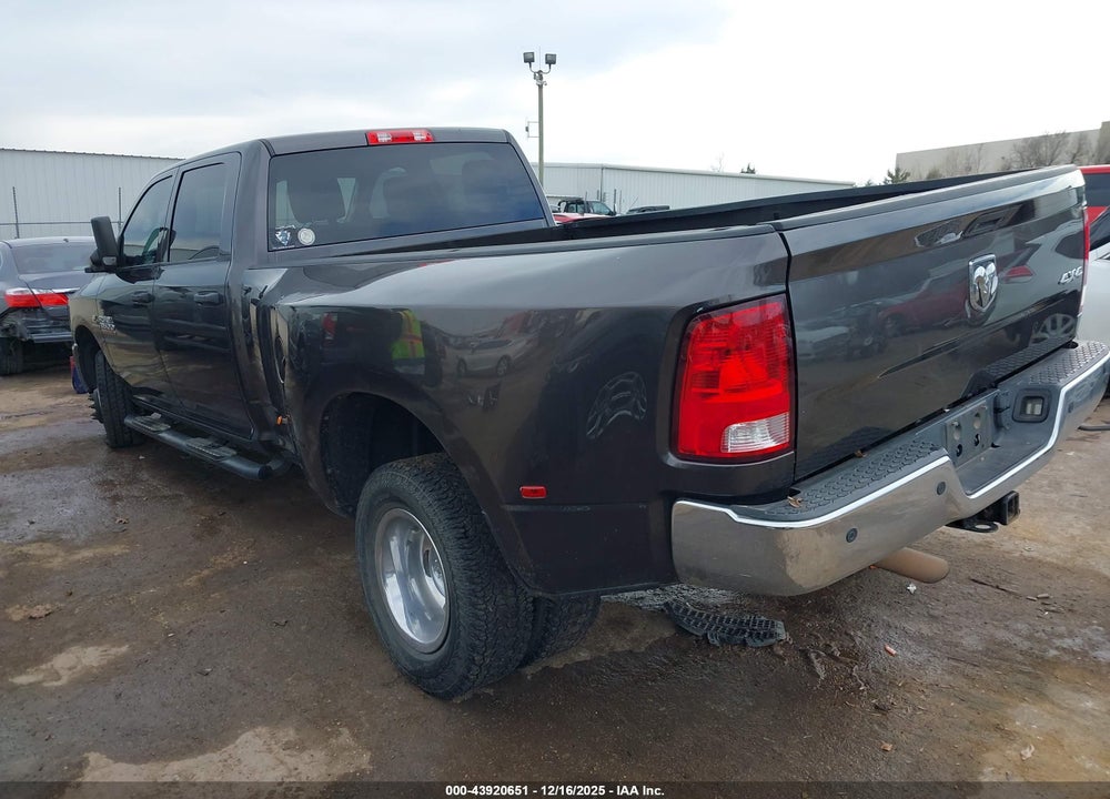 2018 RAM 3500 TRADESMAN  4X4 8' BOX VIN: 3C63RRGL3JG120385