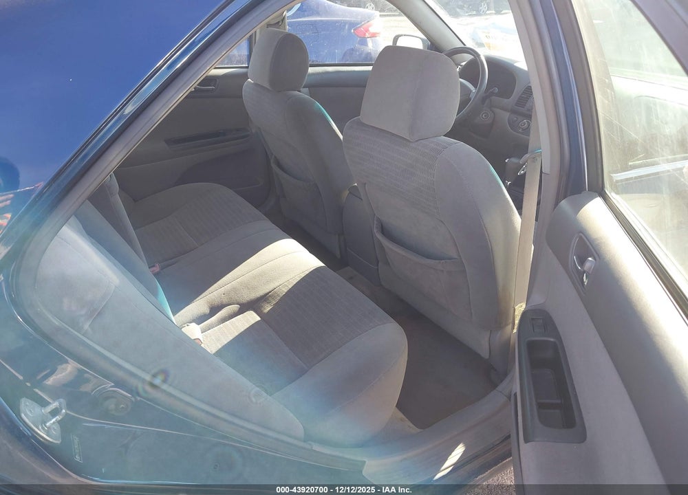 2005 TOYOTA CAMRY LE VIN: 4T1BE32K05U085363