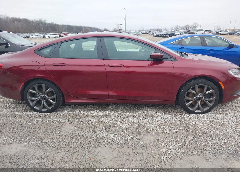 2015 CHRYSLER 200 S VIN: 1C3CCCBB2FN693478