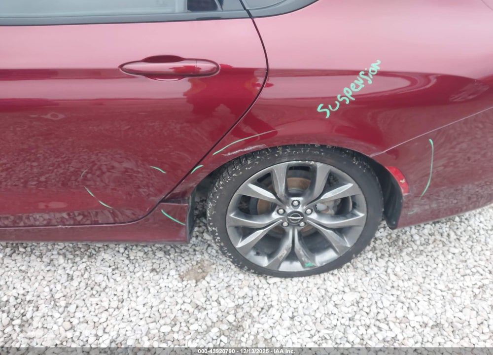 2015 CHRYSLER 200 S VIN: 1C3CCCBB2FN693478