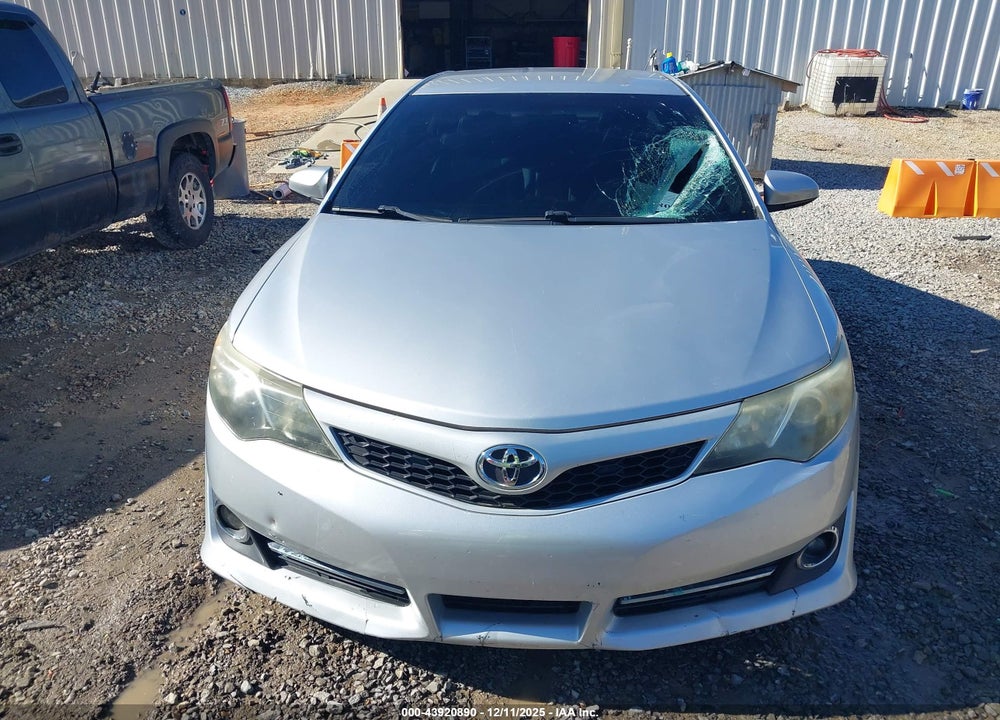2014 TOYOTA CAMRY SE VIN: 4T1BF1FK7EU359458