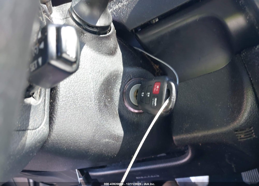 2014 TOYOTA CAMRY SE VIN: 4T1BF1FK7EU359458