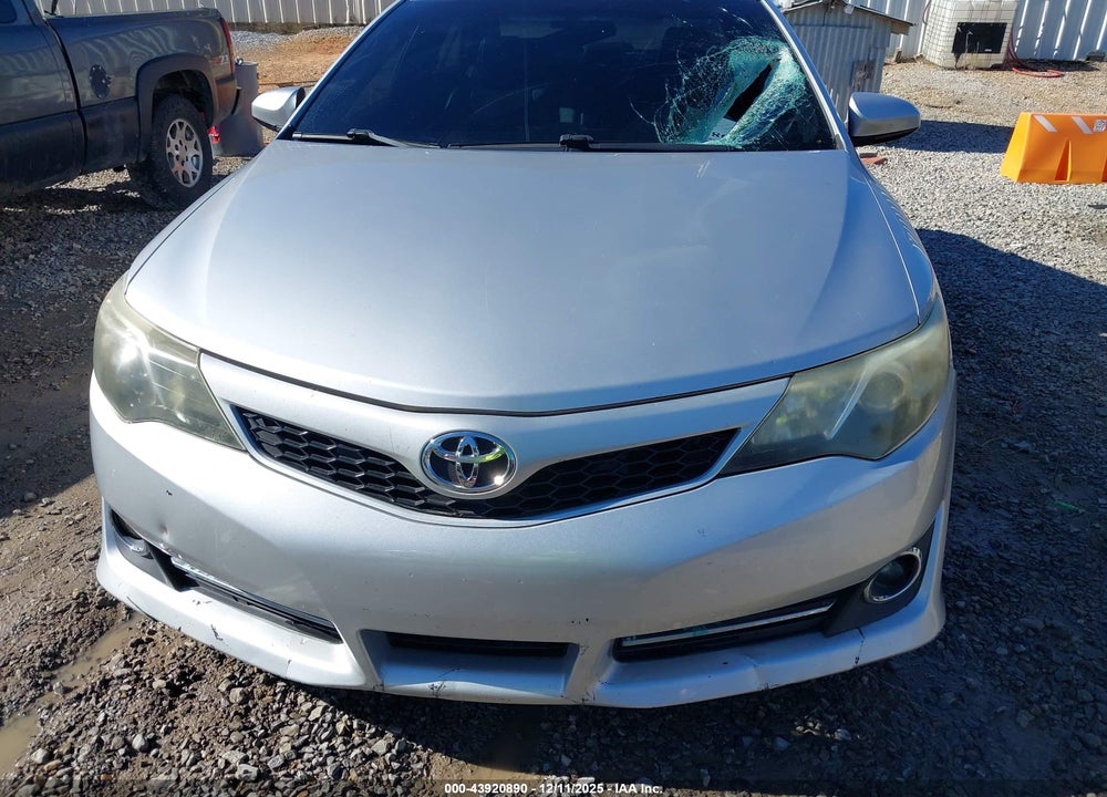 2014 TOYOTA CAMRY SE VIN: 4T1BF1FK7EU359458