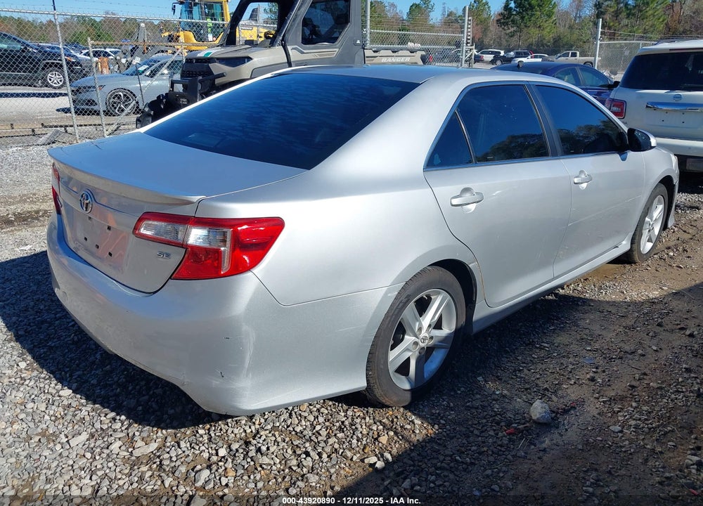 2014 TOYOTA CAMRY SE VIN: 4T1BF1FK7EU359458