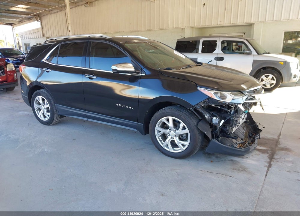 2018 CHEVROLET EQUINOX VIN: 2GNAXMEV5J6238745