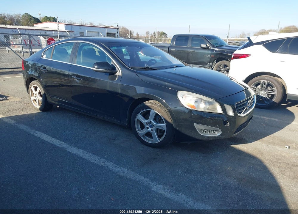 2013 VOLVO S60 VIN: YV1612FS1D2179875