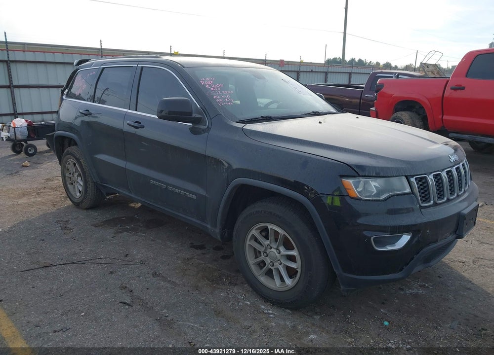2018 JEEP GRAND CHEROKEE LAREDO 4X4 VIN: 1C4RJFAG8JC162848