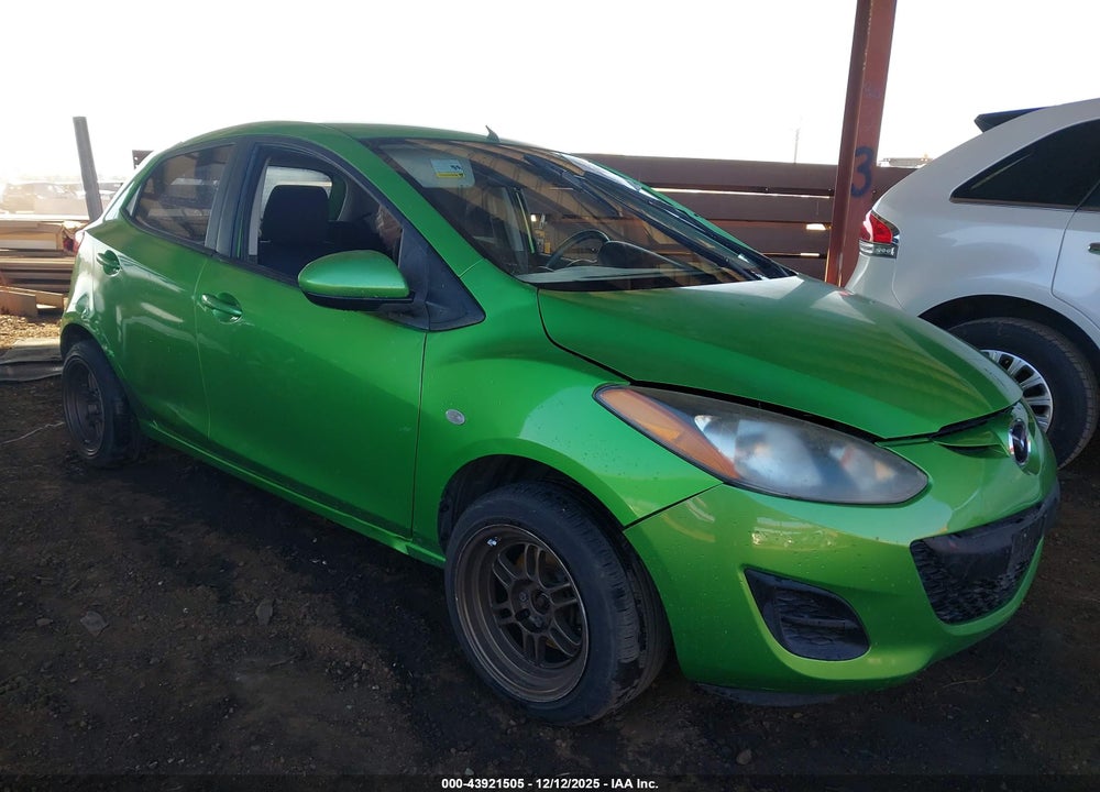 2011 MAZDA 2 SPORT VIN: JM1DE1HZXB0124890
