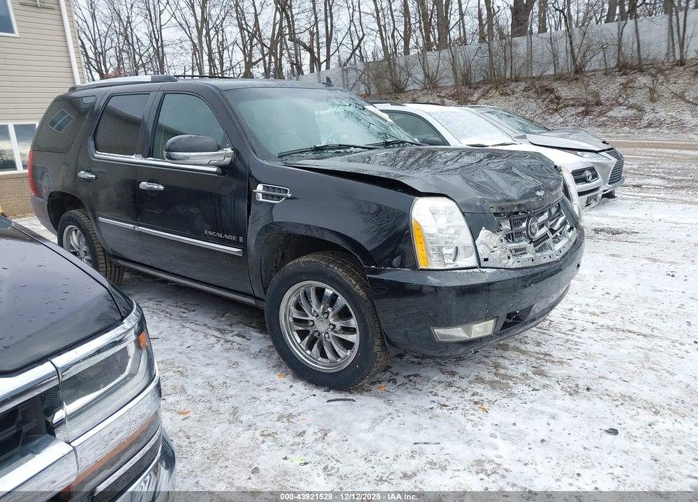 2007 CADILLAC ESCALADE STANDARD VIN: 1GYFK63857R295492