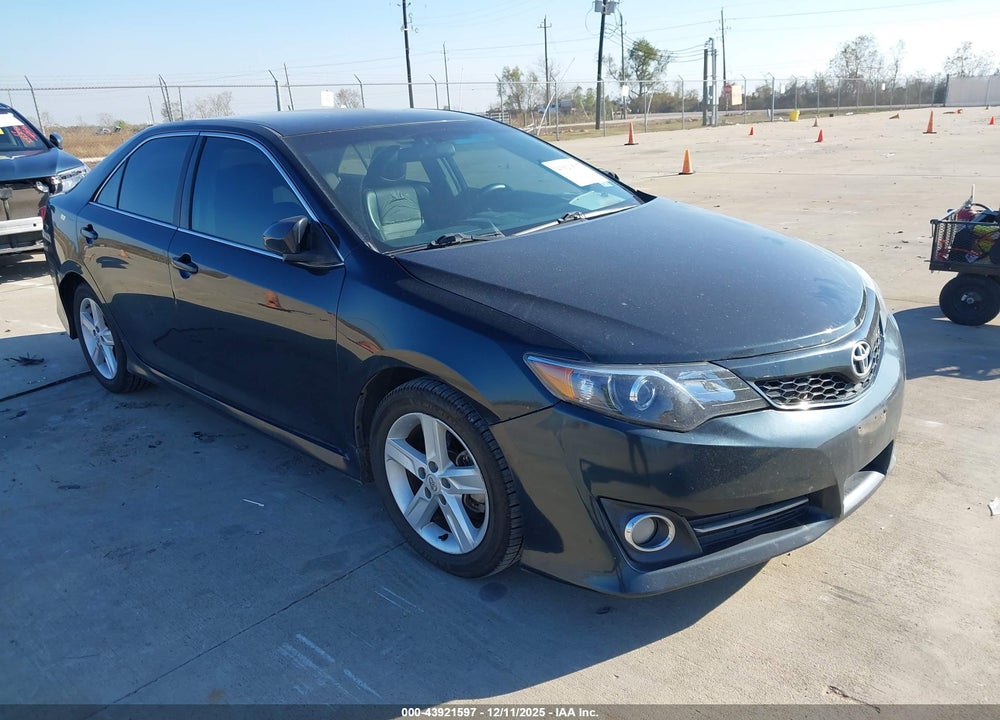 2013 TOYOTA CAMRY SE VIN: 4T1BF1FK0DU214812