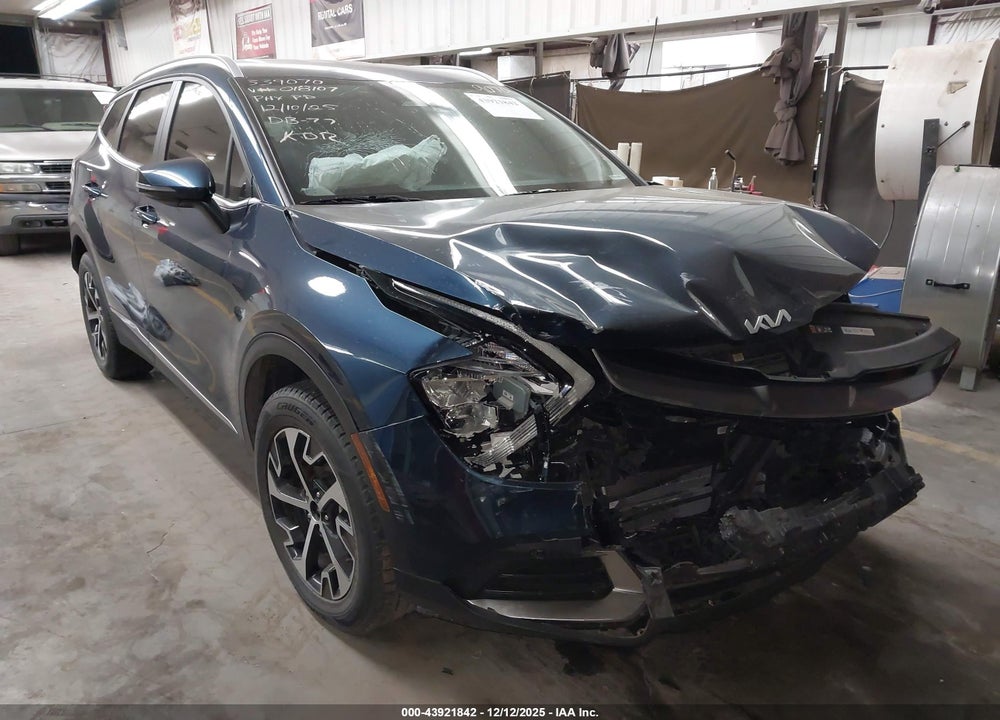 2023 KIA SPORTAGE HYBRID EX VIN: KNDPVCAG9P7018107
